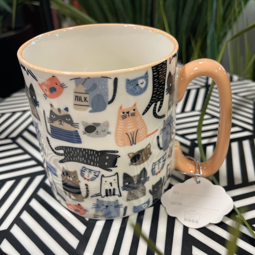 Bella Pink Peach Colorful Cats  🐈‍⬛ 🐈 Ceramic Coffee Mug NWT